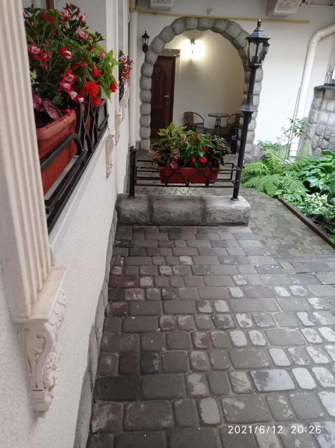 Rynok 25 Modern Lviv Center Apartment Exterior photo